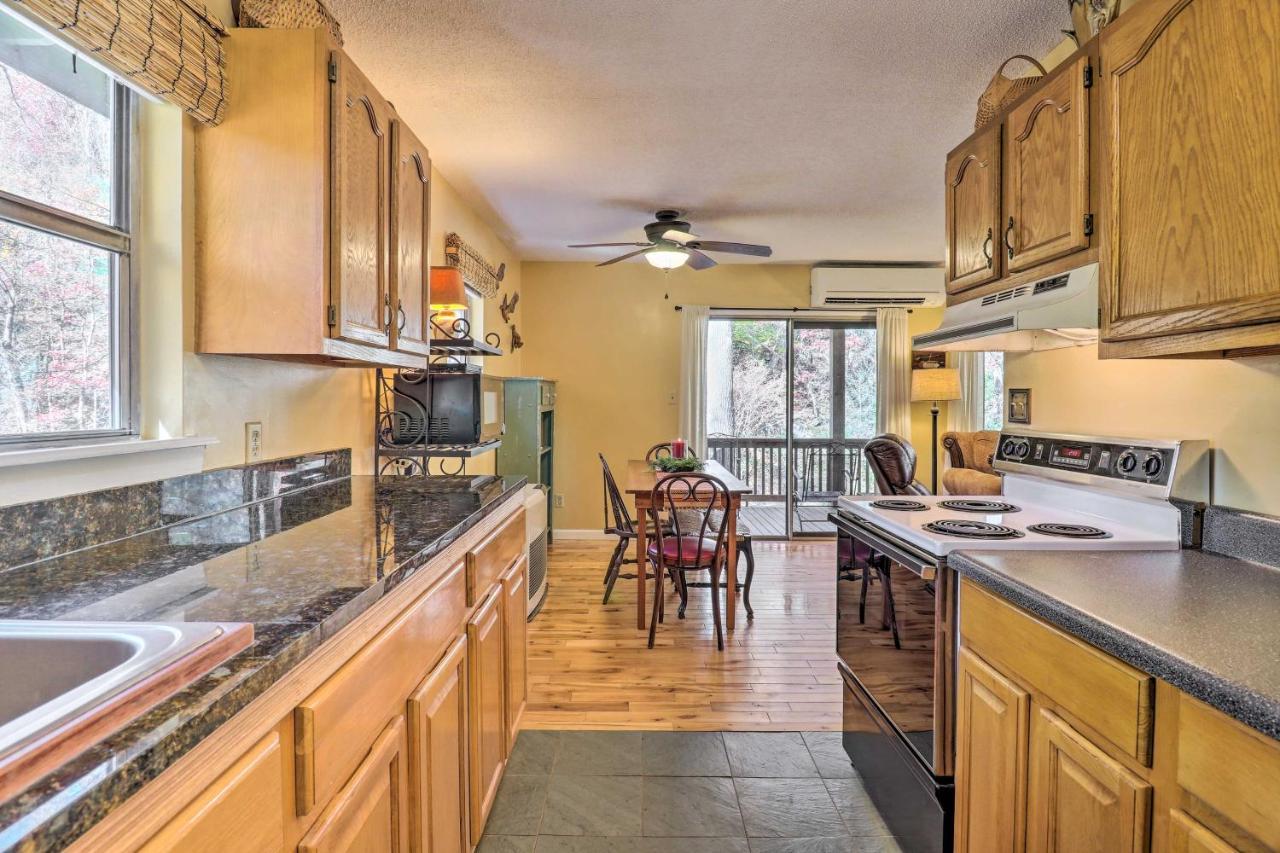 הוילה Weaverville Creekside Retreat With Deck, 18 Miles To Wolf Ridge מראה חיצוני תמונה