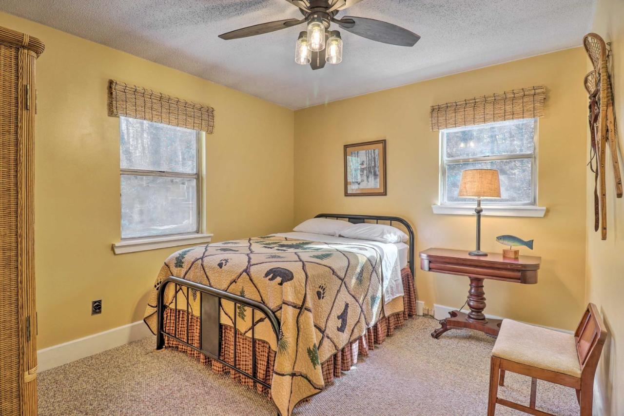הוילה Weaverville Creekside Retreat With Deck, 18 Miles To Wolf Ridge מראה חיצוני תמונה